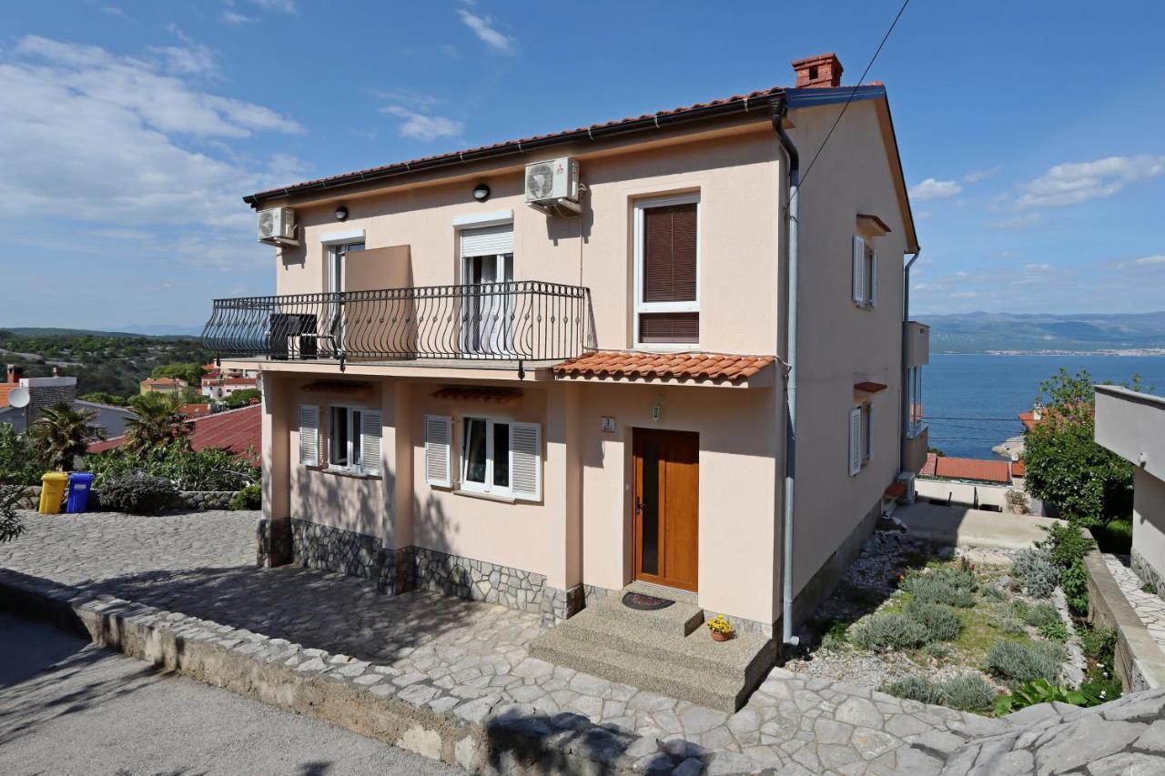 Apartments And Rooms With Parking Space Vrbnik, Krk - 5299 Exterior photo